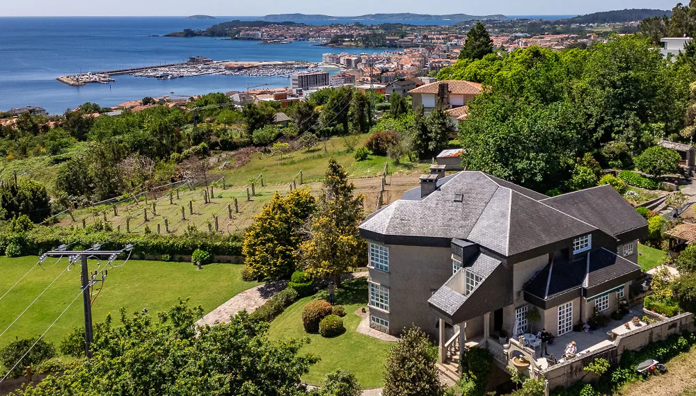 2301-chalet-de-lujo-con-vistas-al-mar-sanxenxo