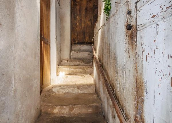 Galicia, Lugo, Ourol, pueblo, pasillo casa vieja