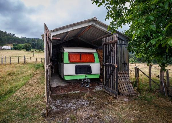 Galicia, Lugo, Ourol, casa de campo, garaje