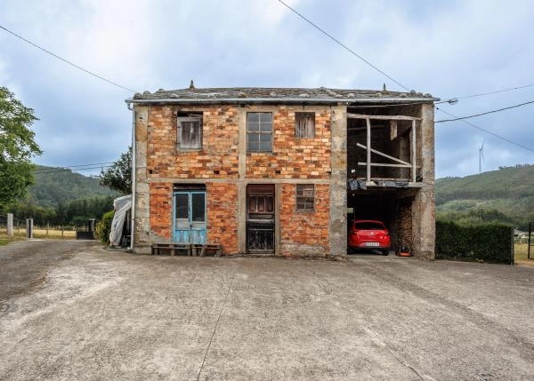 Galicia, Lugo, Ourol, casa de campo, para restaurar 1