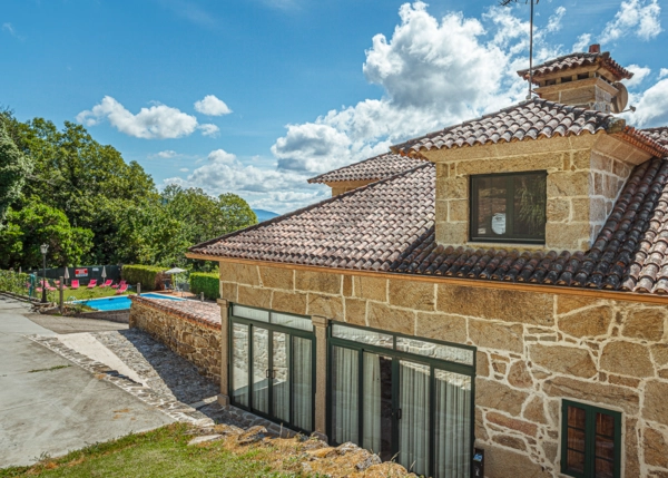 1180-Galicia, Pontevedra, Arbo, Country house, back view