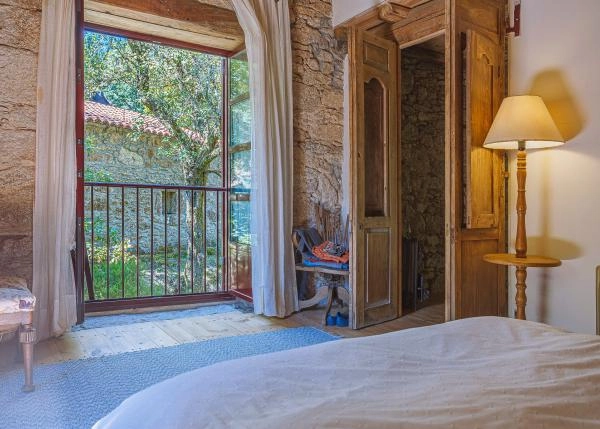 1030- Galicia, La Coruña, Cesures, Casa de campo, habitacion 3