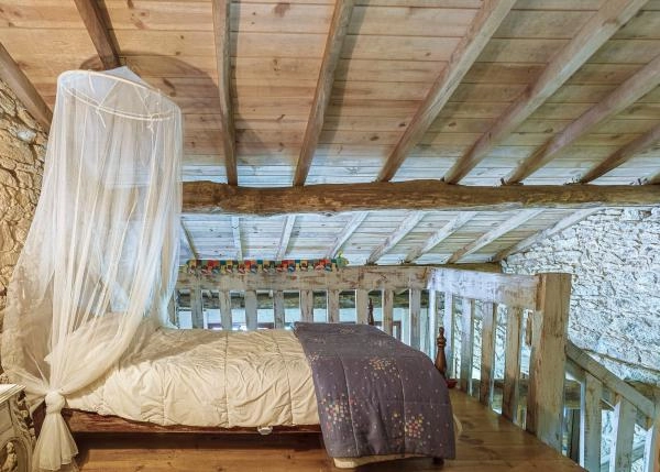 1030- Galicia, La Coruña, Cesures, Casa de campo, habitacion 5