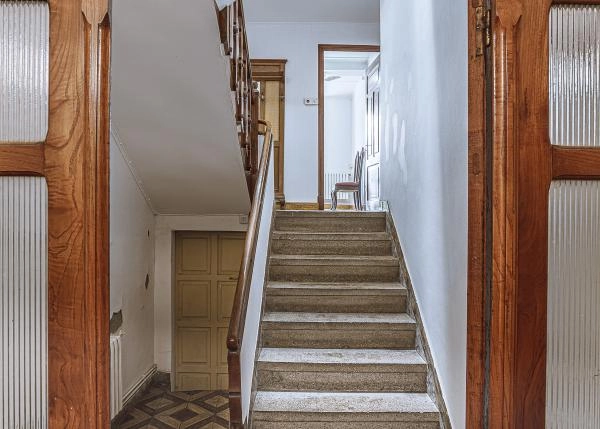 1270- Galicia, Lugo,Mondoñedo, casa de campo, escalera 3