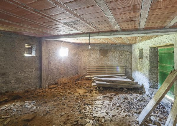 Galicia, Lugo, Mondoñedo, country house, basement 3