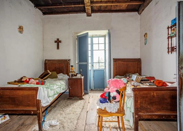 Galicia, Lugo, Sarria, country house bedroom 5