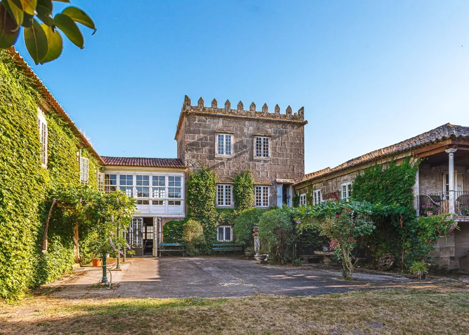 Galicia, Pontevedra, Pazo Parda, Country house, main view                          