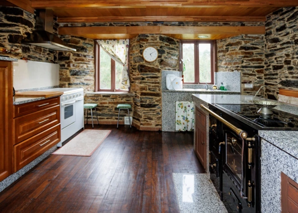 Galicia, Lugo; Pontenova, Country house, kitchen