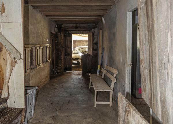  Galicia, Coruña, Abegondo, granja, pasillo 1