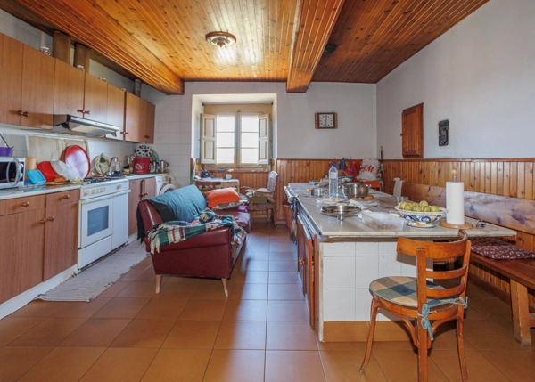 1257-Galicia, Ourense, Lamela, country house, kitchen