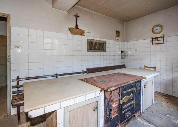 Galicia, Lugo, Antas de Ulla, country house, kitchen 1