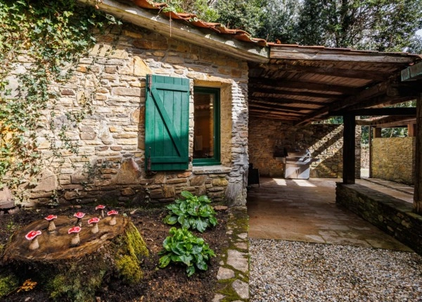 GCH-1337-porche-piedra-rustico