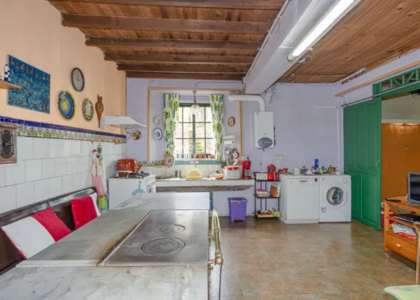 1362- Galicia, Lugo, Gondaisque, country house, kitchen 2