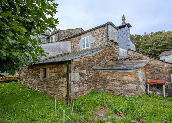 Galicia, Lugo, Gondaisque, casa de campo, parte trasera.