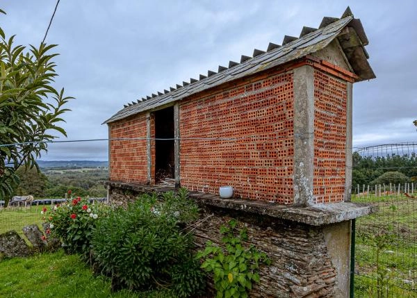  Galicia, Lugo, Gondaisque, casa de campo, horreo