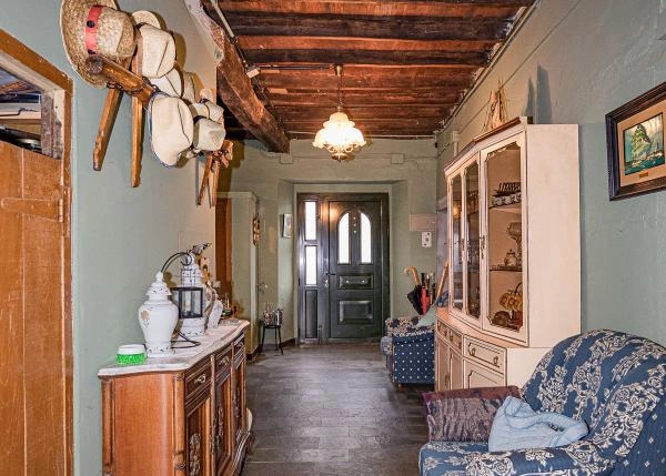  Galicia, Lugo, Gondaisque, casa de campo, pasillo