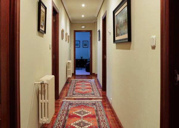 Leon, El Bierzo, country house, passageway