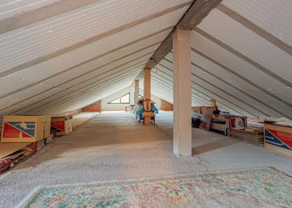 Leon, El Bierzo, country house attic