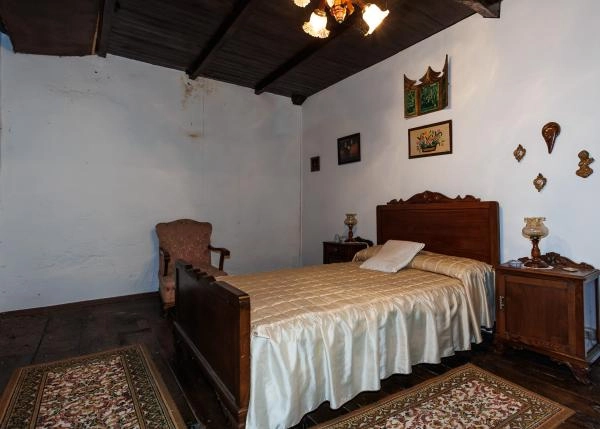 Galicia, Lugo, Castro-de-Rei, habitacion 4