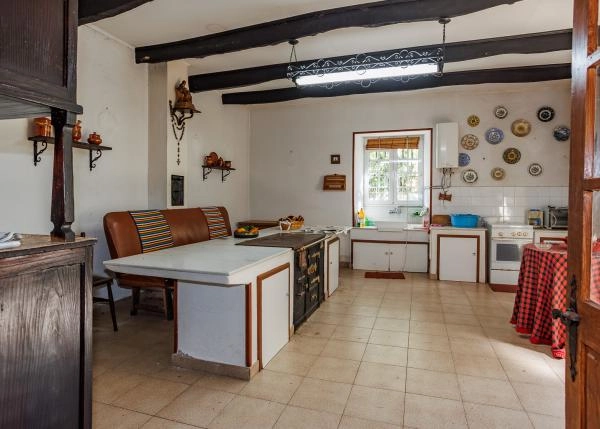 Galicia, Lugo, Outeiro de Rei, cocina 