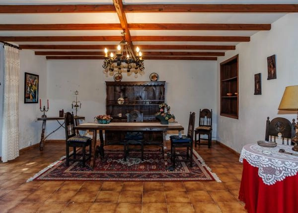 Galicia, Lugo, Outeiro de Rei, comedor 1