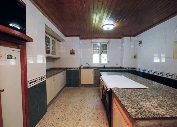 1396- Galicia, Lugo, Lancara, casa de campo, cocina