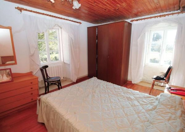 1396- Galicia, Lugo, Lancara, casa de campo, habitacion 4