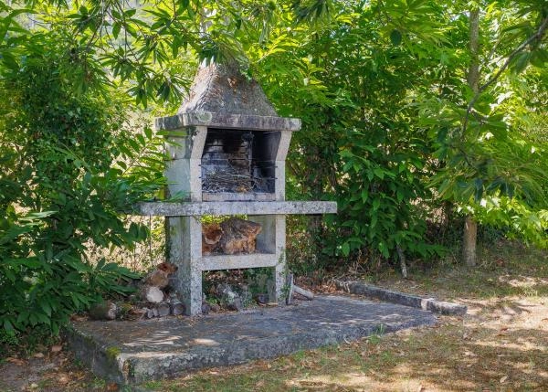 1465-Galicia, Pontevedra, Gaxate,casa de campo, barbacoa