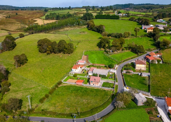 Galicia, Coruña, Toques, casa de campo vista area