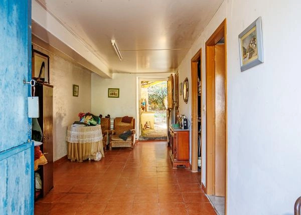 Galicia, La Coruña, As Pontes, Country house passageway