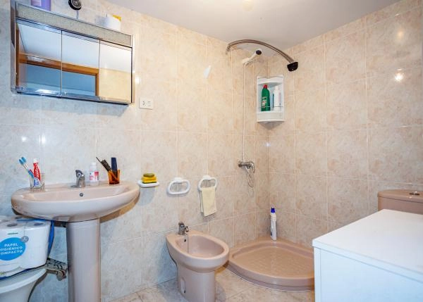 Galicia, La Coruña, As Pontes, Country house bathroom