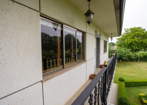 1554- Galicia, Lugo, Castro de Rei, country house balcony