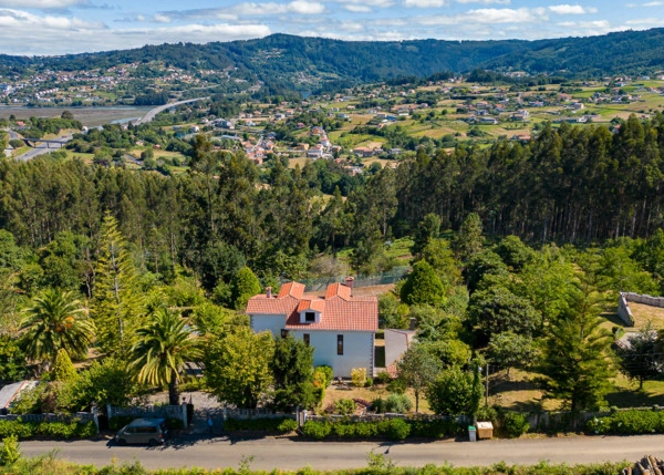 Galicia, la Coruña, Pontedeume, Casa de campo, vista area 2