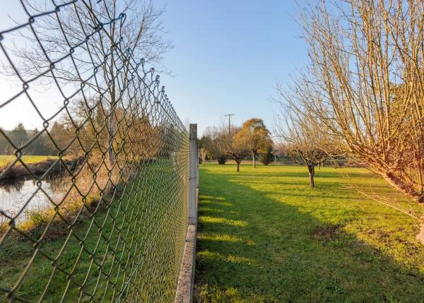 Galicia, Lugo, Castro de Rei, chalet, river 2