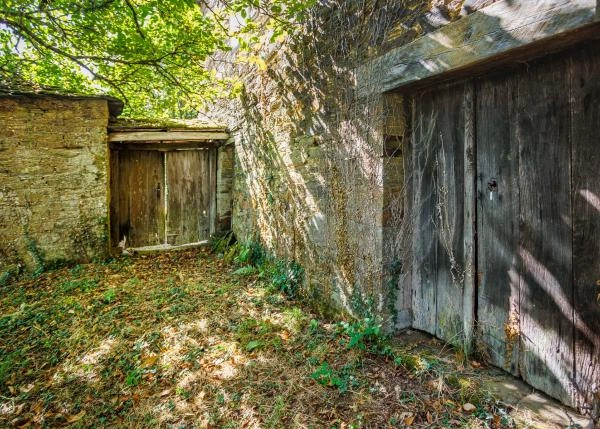 Asturias, La Muria, hamlet, main gate 10
