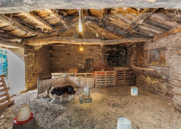 Galicia, Lugo, Outeiro de Rei, animal pens 4