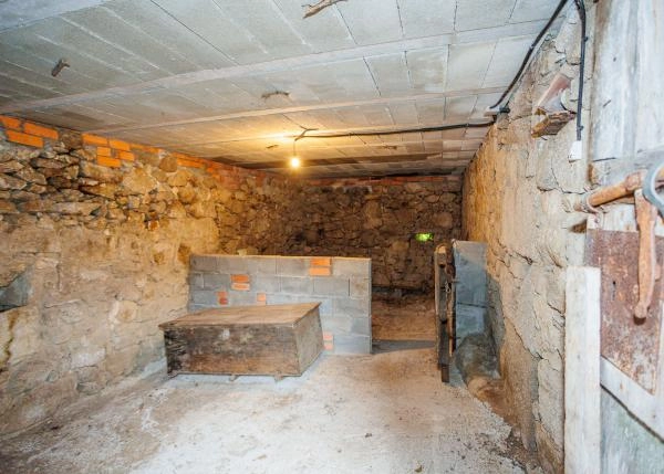 1600-Galicia, Lugo, Chantada, casa de campo bajo