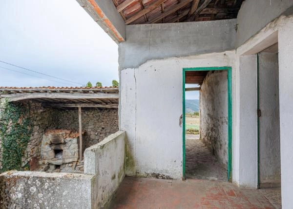 1600-Galicia, Lugo, Chantada, casa de campo entrada