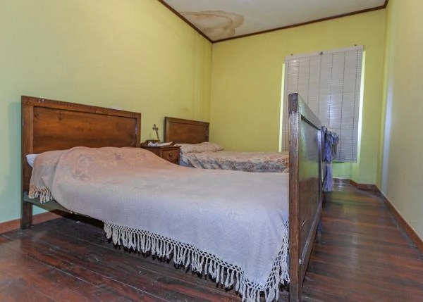 1605-Galicia, Lugo, Fonsagrada, casa de campo, habitacion 2