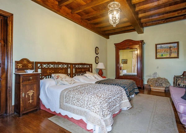 GCH-1610-Interior-70-64e099df7ed67