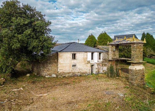 Galicia, Lugo, Barreiros, casa de campo, vista area 4