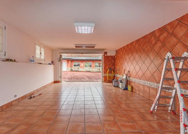 Galicia, La Coruña, Santiago, chalet, garage