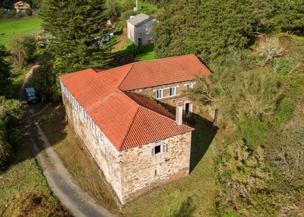 1621- Galicia, la Coruña, Aranga, country house arial view 1
