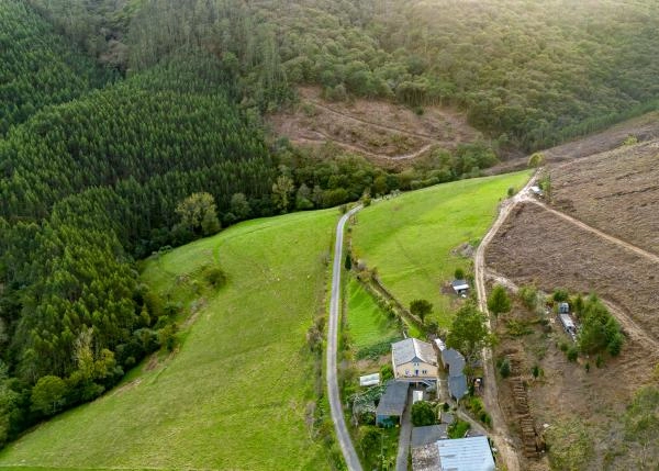 Galicia, Lugo, A Pontenova, country house, arial view 4