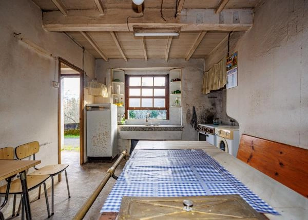 Galicia, Lugo, Ourol, country house kitchen 12