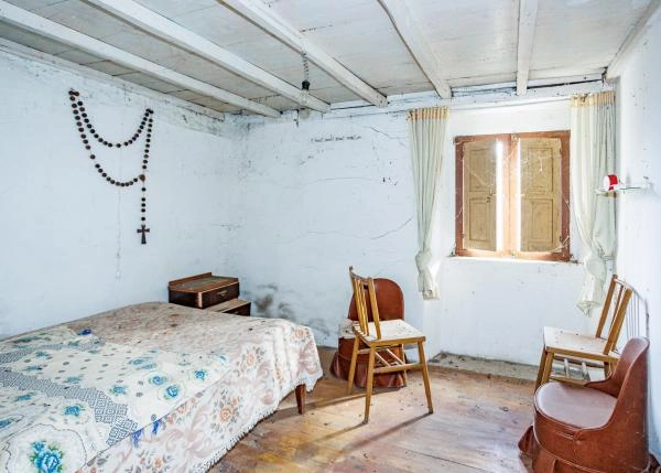 Galicia, Lugo, Ourol, country house bedroom 1