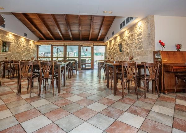  Galicia, Lugo Viladeouro, Hotel, restaurant
