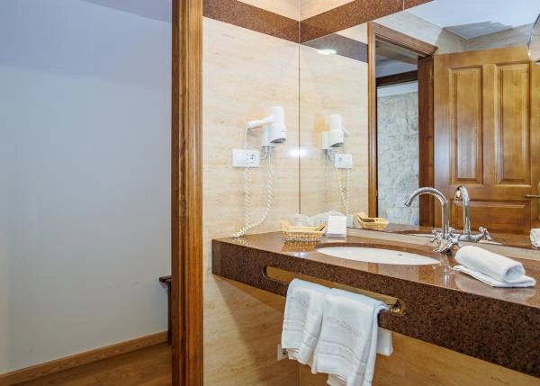 Galicia, Lugo, Valadouro, Hotel Vila do Val bathroom 2
