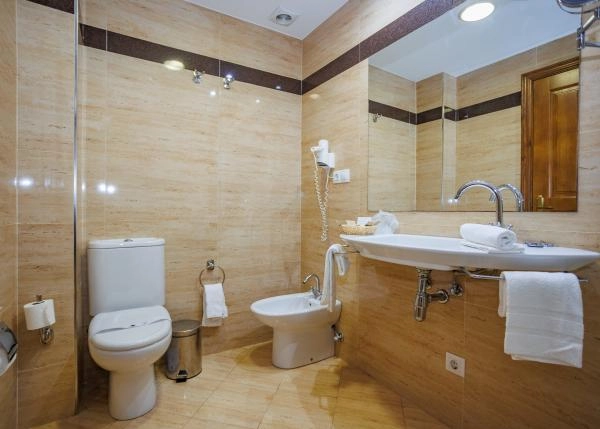 Galicia, Lugo, Valadouro, Hotel Vila do Val bathroom 1
