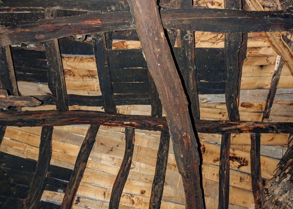 Asturias Ibias, casa principal, techo nuevo